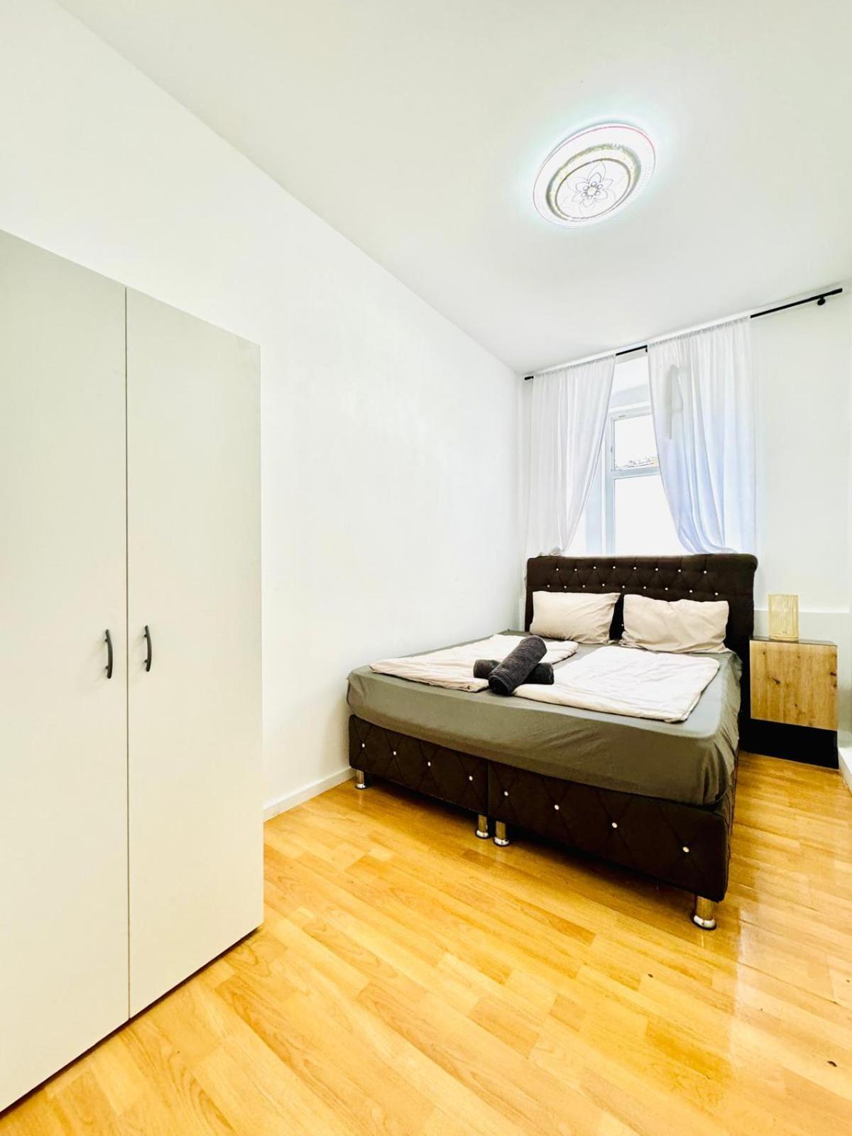 Comfy Rooms In A Shared Apt, 8Min To Rathausplatz ウィーン エクステリア 写真