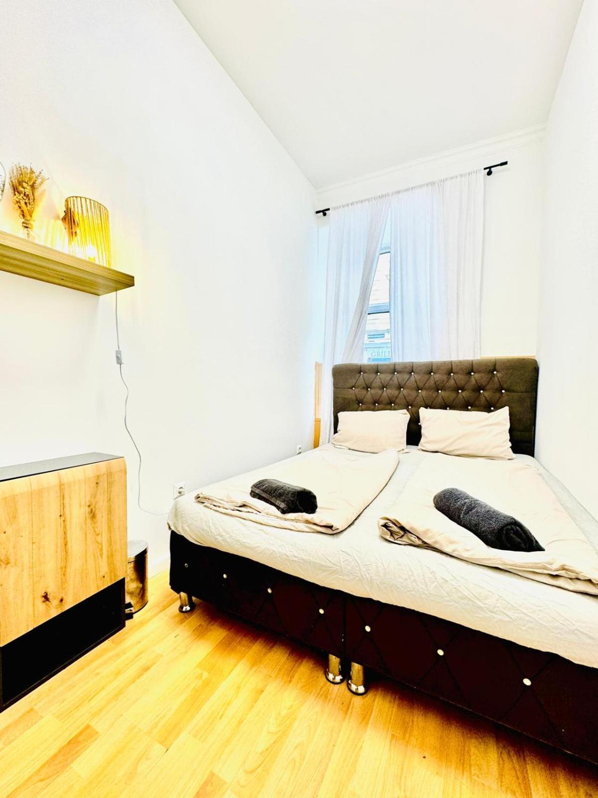 Comfy Rooms In A Shared Apt, 8Min To Rathausplatz ウィーン エクステリア 写真